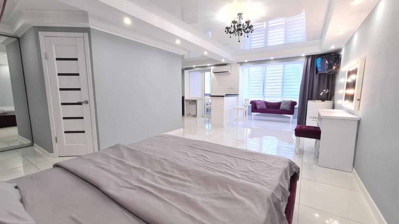Apartaments On Prospekt Mira 35 Кривий Ріг Екстер'єр фото