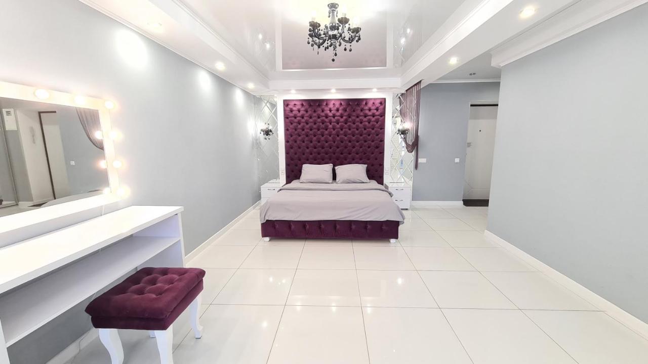 Apartaments On Prospekt Mira 35 Кривий Ріг Екстер'єр фото