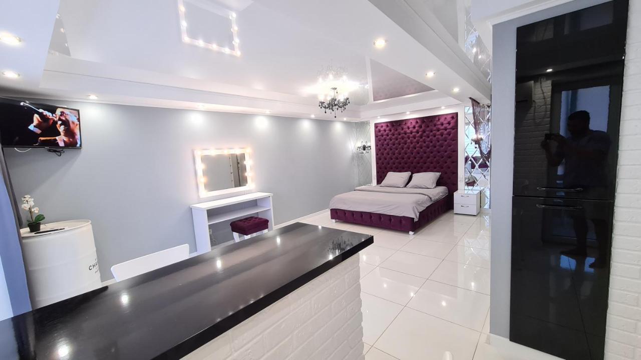 Apartaments On Prospekt Mira 35 Кривий Ріг Екстер'єр фото
